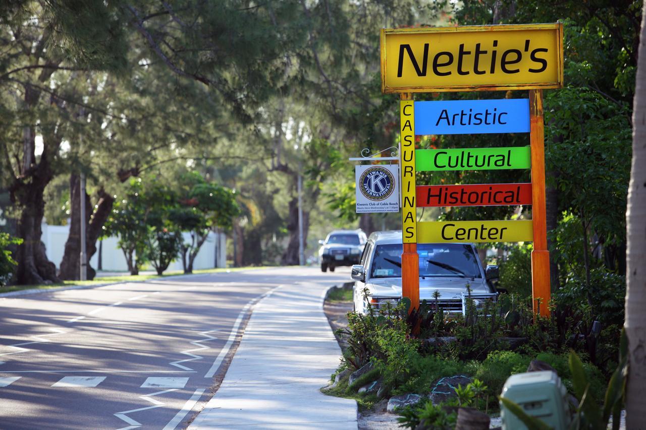 Nettie'S Different Of Nassau Casuarina'S Hotel Exterior foto